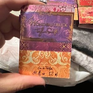 Wonderstruck sample